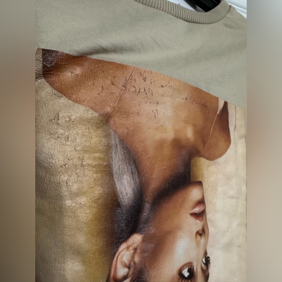 Ariana Grande Sweetener 2018 concert shirt 2XS 0 2 - Picture 2 of 5